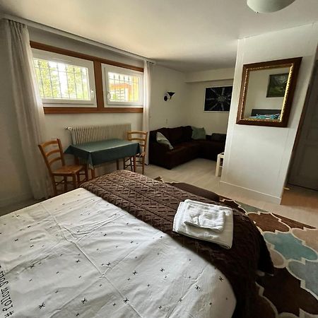 Chez Les Michel Hotel Viry  Buitenkant foto